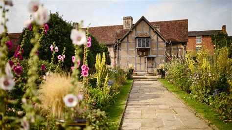 Shakespeare and Home Life.