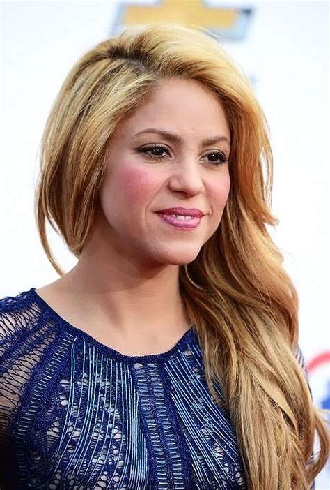 Shakira nude hot. Watch Shakira Completely Steal the Show in an Unforgettable See-Through Dress on Live TV. The Colombian singer effortlessly merged sexy with simplicity. By Adrianna Freedman Published: Apr 05 ... 