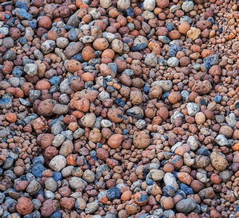 How much gravel do I need? Step one is establishing the volume of gravel needed. It is equal to the volume of an excavation, and you can do it in the following way: Determine the length and width of a …. 