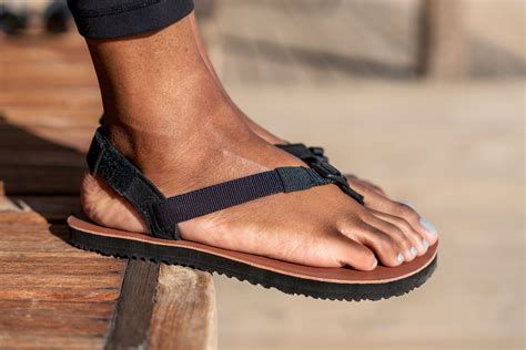 Shamma sandals. We engineered the UltraGrip footbed to give the best traction possible while remaining breathable and light. The diamond-pattern helps to whisk away mud, sweat, and moisture. Micro-perforations make this footbed lighter than you can imagine without sacrificing any strength. UltraGrip is a great choice for wet activities. 