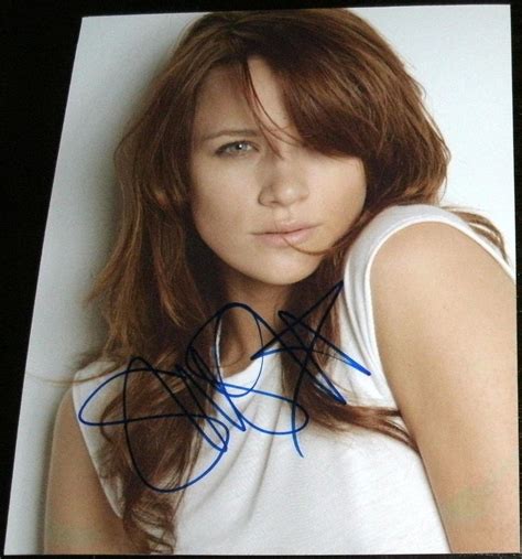 Shantel VanSanten autograph, item AW15843