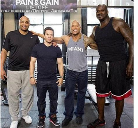 Shaq compared to the rock. Shaquille O'Neal vs Chris Rock: Net worth comparison Apart from having one of the best careers in the NBA, Shaq has had a successful venture out of the basketball court. He currently is one of the analysts of 'Inside the NBA' which rakes in most of his salary. 
