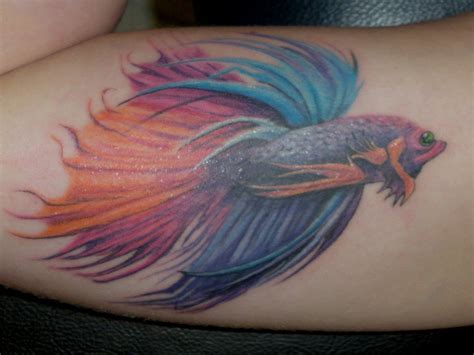 Share 84+ small fishing tattoo ideas in.eteachers