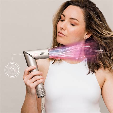 Shark flexstyle reviews. Mashable staff writer Bethany Allard says the Shark FlexStyle offers the same experience as the Dyson Airwrap, which sells for a whopping $599.99. In her review of the Shark FlexStyle, Allard ... 