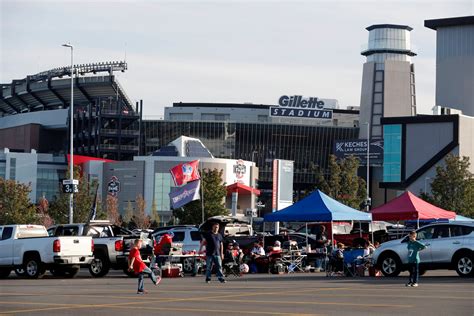 Sharon police officers fined for plan to get into Gillette Stadium suite without tickets