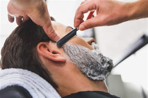 Shave barber. Forum. In a time when people have forgotten to take a minute for themselves, Forum Barber is the only barbershop that cares about your experience as much as we care about your haircut. So come in, hang … 