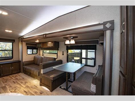 New 2023 Forest River RV Flagstaff Shamrock 19. Stock #NFPZ188338. Shaw RV of Asheboro. Dual Queen Beds with a Full Bath and LIght weight!! +52. View More ». Sleeps 6. 22ft long. 4298 lbs. . 