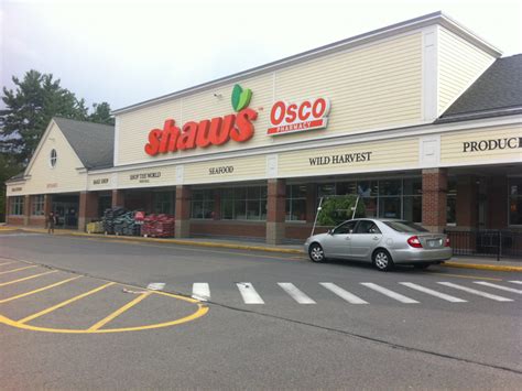 Shaws milford nh. Check out our Weekly Ad for store savings, earn Gas Rewards with purchases and download our Shaw's app for MyMixx® personalized offers. For more information, stop by or call (603) 672-3336. Our service will make Shaw's your favorite local supermarket! Address: 586 Nashua St, Milford, New Hampshire 03055. Phone: … 