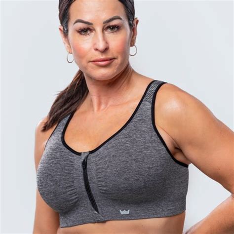 She fit bras. SHEFIT® offers a range of sports bras with Zip. Cinch. Lift. ® technology that lets you adjust the fit and support to your body. Find your perfect bra for high-impact, … 