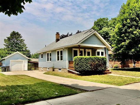 2628 Lakeshore Drive, Sheboygan WI, is a Single Family home that contains 1108 sq ft and was built in 1933.It contains 2 bedrooms and 1 bathroom.This home last sold for $201,000 in October 2023. The Zestimate for this Single Family is $167,400, which has increased by $167,400 in the last 30 days.The Rent Zestimate for this Single Family is $1,200/mo, which has increased by $254/mo in the last .... 