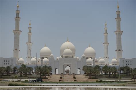 Sheikh zayed mosque abu dhabi registration. .  Close to major attractions...