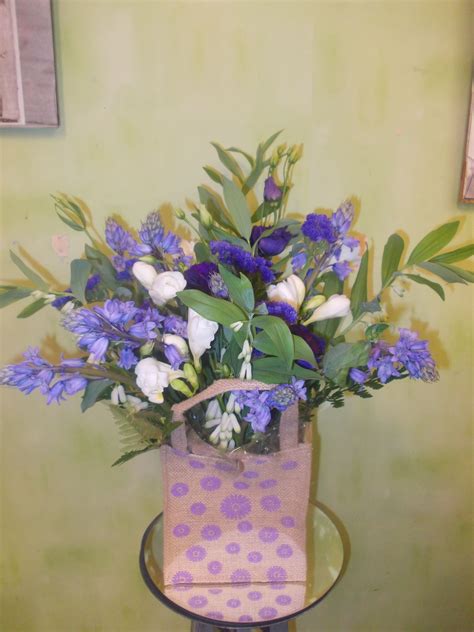 Sheila Betts Flowers In Alton - Florists The Independent