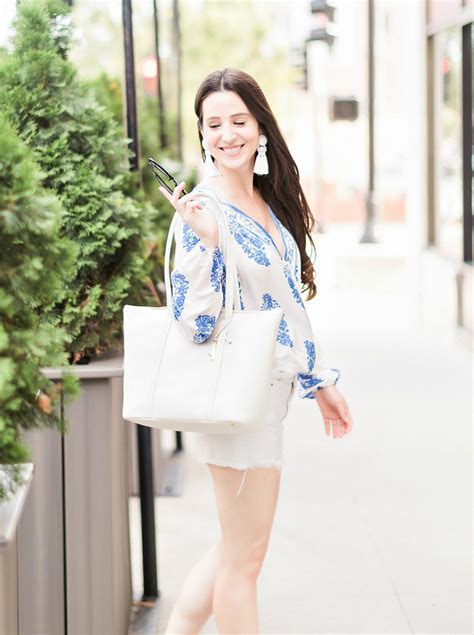 Shein quality. When it comes to finding the perfect dress for any occasion, Von Maur has you covered. With a wide selection of styles, colors, and sizes, Von Maur has something for everyone. Von ... 