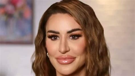 But The Ultimatum's Roxanne Kaiser only admitted to having lip fillers when she was asked about plastic surgery. Fans seek her before and after pictures. ... You might also want to read the plastic surgery stories of Shekinah from 90 Day Fiance and Michelle Collins. 'The Ultimatum: Marry or Move on': Roxanne Kaiser's Plastic Surgery! .... 