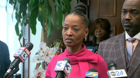 Wright has been a strong critic of Shelby County Clerk Wanda Halbert. READ MORE — Shelby County commissioner calls for resignation of County Clerk Wanda Halbert “There just continues to be issues with this office and we’ve just got to continue to do whatever we can to resolve these issues,” said Wright.. 