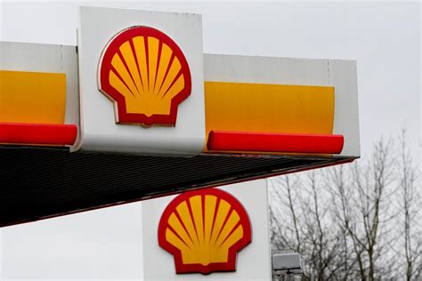 Shell CEO calls it ‘irresponsible’ to cut oil production now