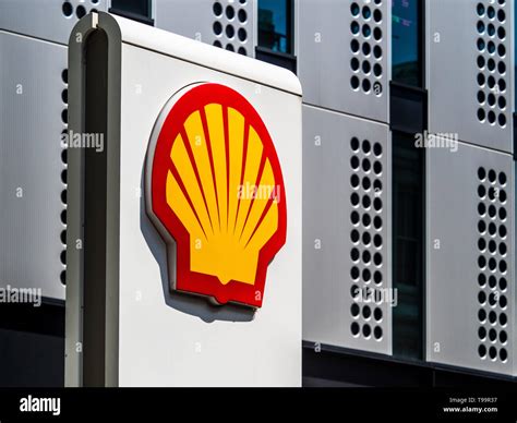 Shell oil company stock. Things To Know About Shell oil company stock. 