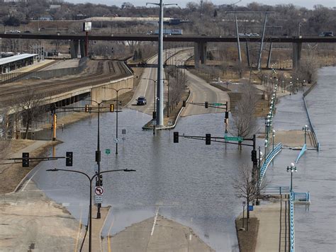 Shepard Road/Warner Road in St. Paul to reopen Monday but Water Street is still off-limits by the river