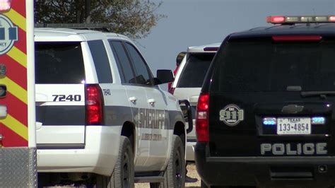 Sheriff’s deputies make arrests after chase in South Lubbock County
