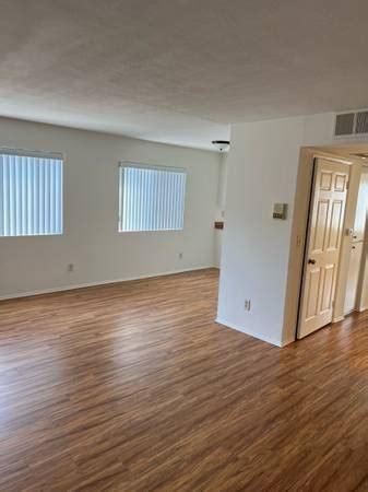 Sherman oaks craigslist. SF valley apartments / housing for rent "apartment sherman oaks" - craigslist ... Sherman Oaks, One Month Free!!! 1st Floor Unit, Washer/ Dryer In Unit! $2,400. 