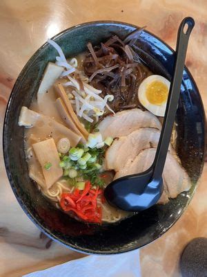Shinjiru ramen reviews. Do you agree with Shinjiru - Malaysia's 4-star rating? Check out what 292 people have written so far, and share your own experience. | Read 41-60 Reviews out of 279 