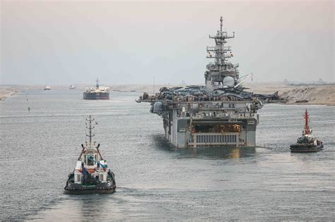 Shippers warned to stay away from Iranian waters over seizure threat as US-Iran tensions high