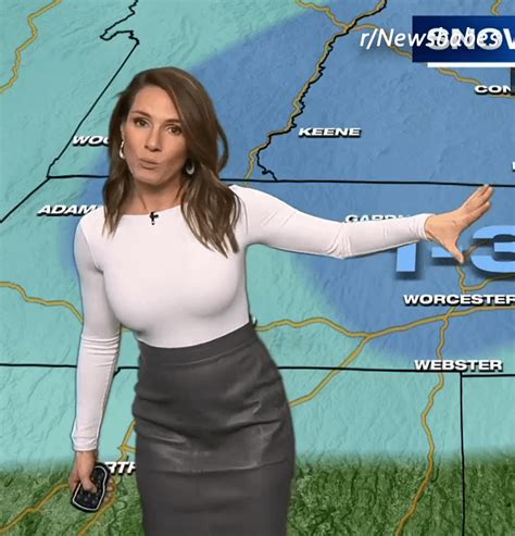 Give us 30 seconds and we’ll get you ready and out the door. Meteorologist Shiri Spear Boston 25 has what you need to know weather wise today🌦️