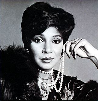 Shirley Bassey (Music) - TV Tropes