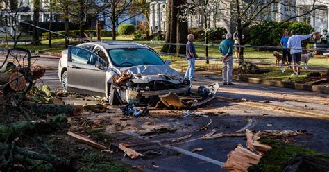 Shoals cleaning up after storm Local News timesdaily.com