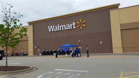 Shoe Store at Uniontown Walmart Supercenter #2024