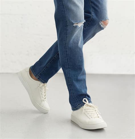 Shoes with jeans for guys. 8 Nov 2017 ... 1. Fully casual shoes like Chuck Taylors are a classic combination for jeans. A white pair of Chuck Taylor shoes is an essential wardrobe item. 