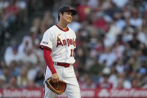 Shohei Ohtani allows 4 homers for the first time, still gets the victory in Angels’ 8-5 win