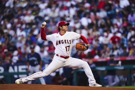 Shohei Ohtani pulled by Angels after 4 scoreless innings with cramps in pitching hand