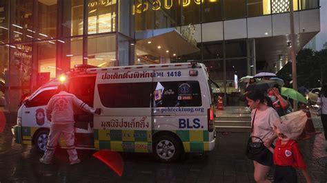 Shooting at a major Bangkok shopping mall kills 3, and a suspect is in police custody