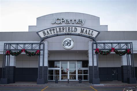 Shooting battlefield mall springfield mo. JCPenney Battlefield Mall Apparel & Accessories. 2825 S Glenstone Ave. Ste 200. Springfield, MO 65804. STORE: (417) 883-4220. CUSTOMER SERVICE: (800) 322-1189. Get Directions. 