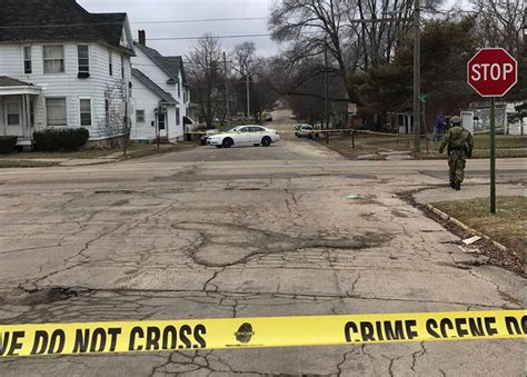 Shooting in freeport il today. The Freeport Police Department is investigating the incident, asking for anyone who has any information to contact them at 815-235-8222. The shooting remains under investigation. Have a news tip? 