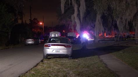 Shooting in wimauma fl yesterday. WIMAUMA, Fla. (WFLA) – Detectives came and went from a Wimauma home Thursday as they investigated the shooting death of a 17-year-old boy. Gunfire … 