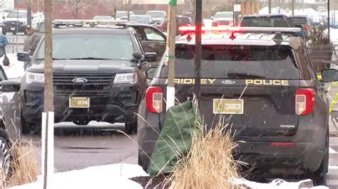 Shooting outside Cub Foods in Fridley leaves one dead