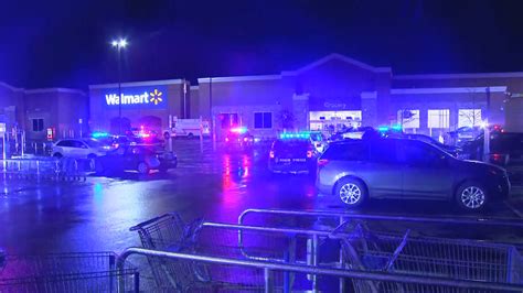 Shooting that wounded 4 in Ohio is the second to occur at a Walmart in 24 hours