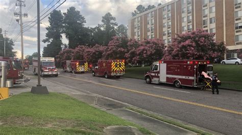 Shootings in augusta ga. Oct 17, 2023 · SHARE. AUGUSTA, Ga. (WJBF) – First responders and law enforcement are on the scene of a shooting at a grocery store in downtown Augusta. According to the Richmond County Sheriff’s Office, the ... 