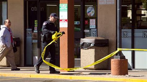 Shootings in tempe az. TEMPE, AZ (3TV/CBS 5) -- One man is dead and another person is fighting for their life after a shooting in Tempe Sunday morning. Tempe police say they responded to a call reporting a shooting at ... 