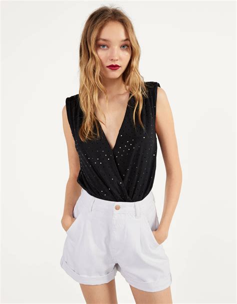 Shop clothing online New Collection Bershka