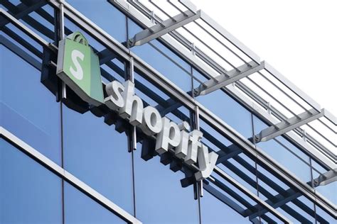 Shopify optimistic about ‘new shape’ of business following layoff, AI announcements