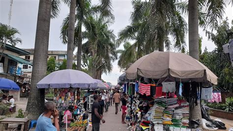 Shopping in Uyo, Akwa Ibom - cybo.com