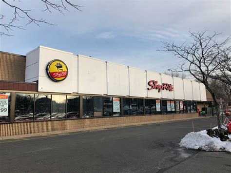 Shoprite new city. Jun 26, 2023 · Kicking off the modernization of the shopping plaza at 66 N. Main St., Shoprite has signed a new long-term lease and will renovate its 55,900 square foot store to cater to evolving shopping trends. 