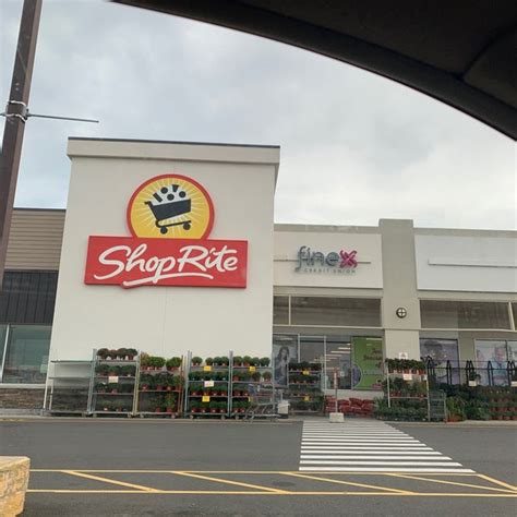 Shoprite of manchester. ShopRite Supermarket, located in Whiting, N.J., is one of more than 190 ShopRite retail supermarkets located in New Jersey, New York, Connecticut, Pennsylvania and Delaware. The supermarket sells a variety of name-brand grocery items, including meats, produce, bakery items, seafood and health and beauty items. 