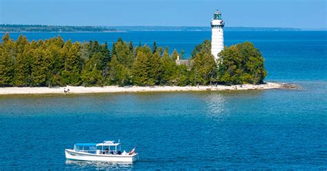 Shoreline Scenic Cruises-Baileys Harbor