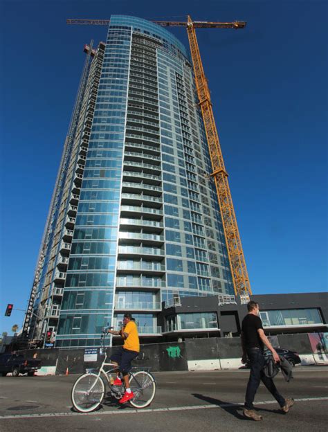 Shoreline gateway. Shoreline Gateway is a sister development to the adjacent Current apartment tower, which was built by the same project team. The two high-rise structures will share a pedestrian plaza over a vacated portion of Lime Street. The tower's reign as the high point in the Long Beach skyline may be short lived, however. 
