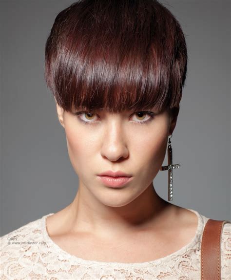 Short womens hairstyles with bangs. Things To Know About Short womens hairstyles with bangs. 