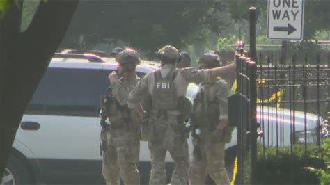Shot fired at SWAT teams in Austin as they investigate armed robbery case; suspect barricaded inside
